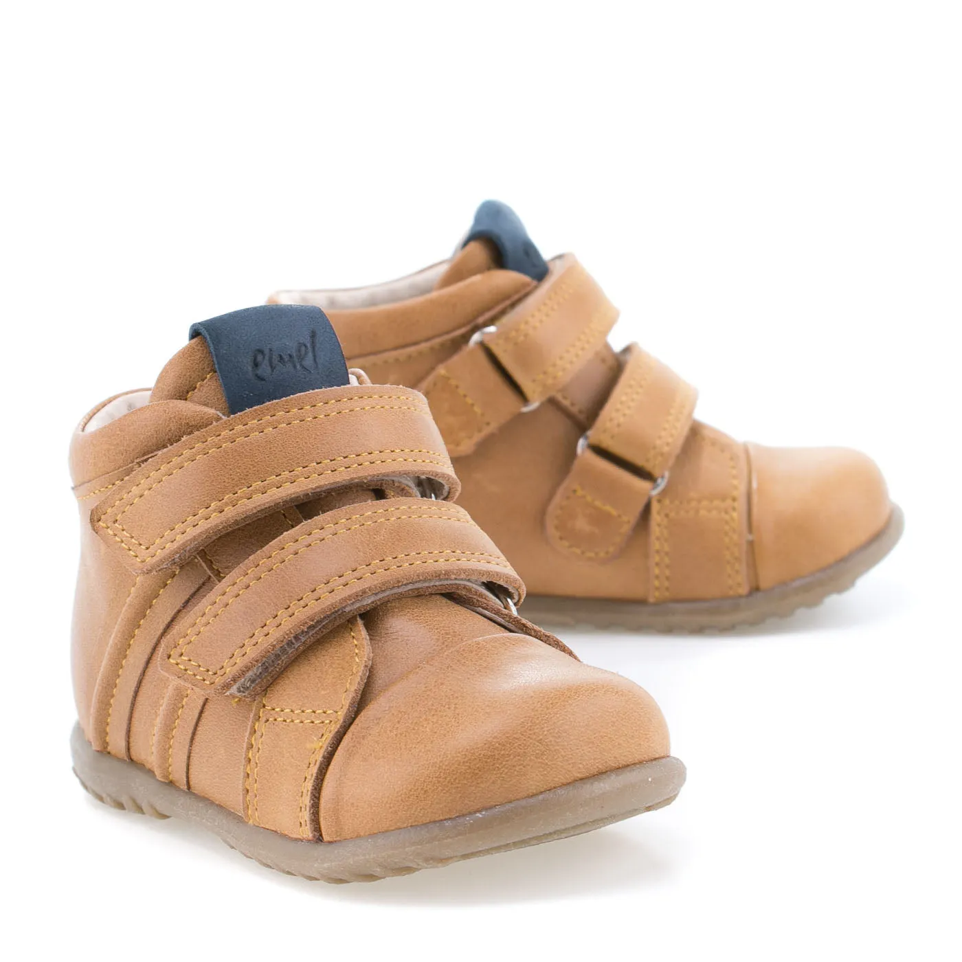 (1084) Emel first shoes