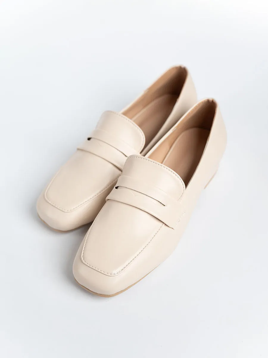 Athea Low Heel Loafers