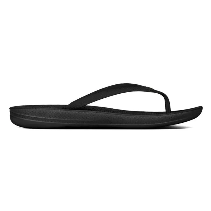 Fit Flop Iqushion Ergonomic Flip Flops - Black