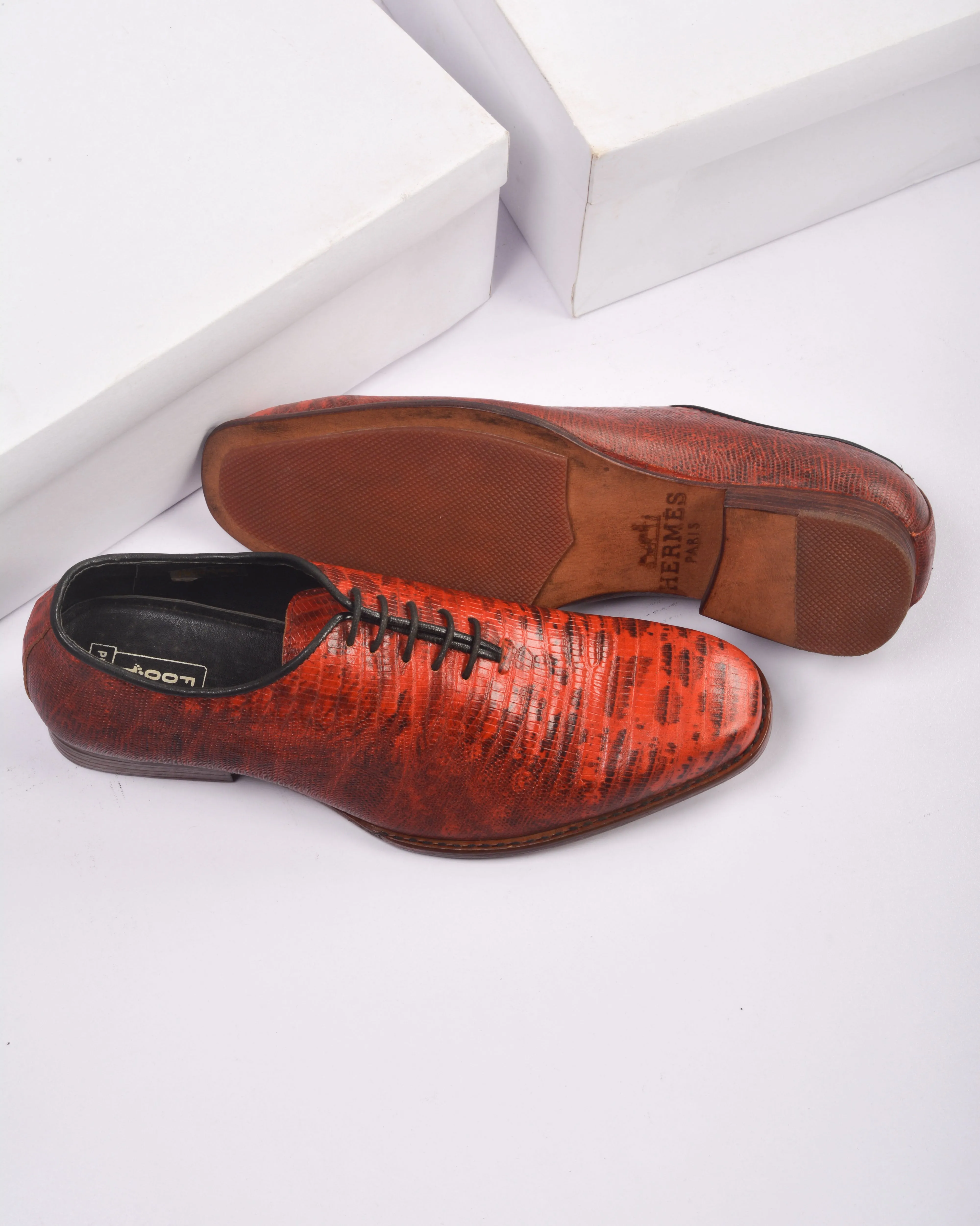 FOOTPRINT EMBOSSED OXFORD PREMIUM SHOES RED