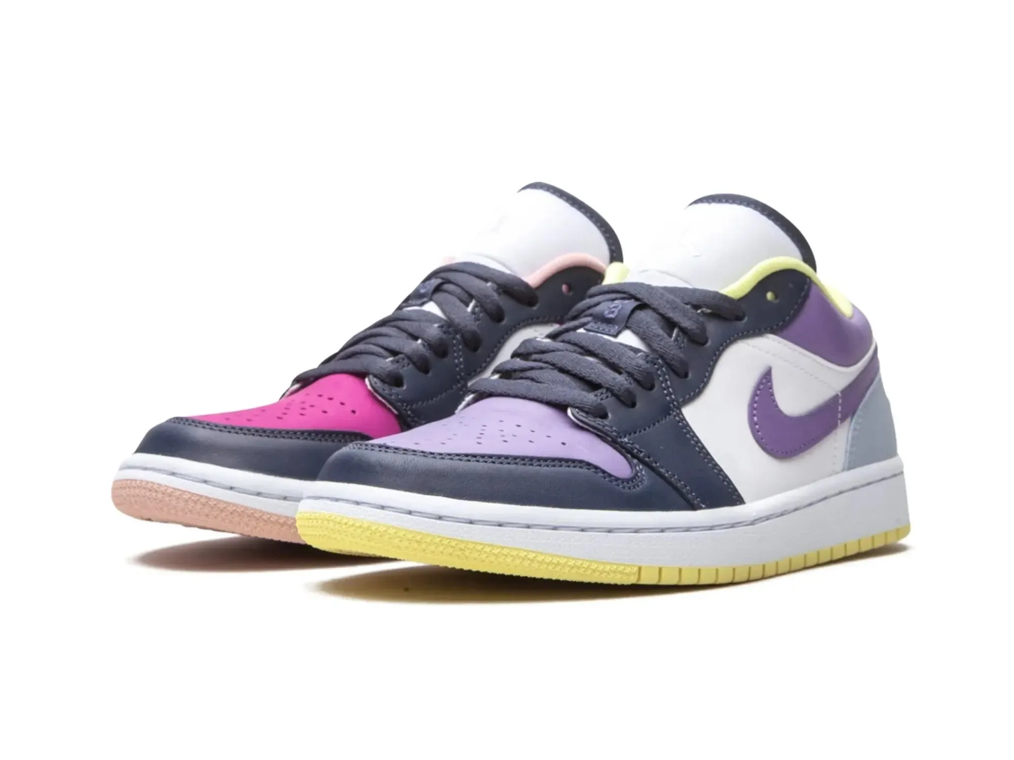 Nike Air Jordan 1 Low "Purple Magenta"