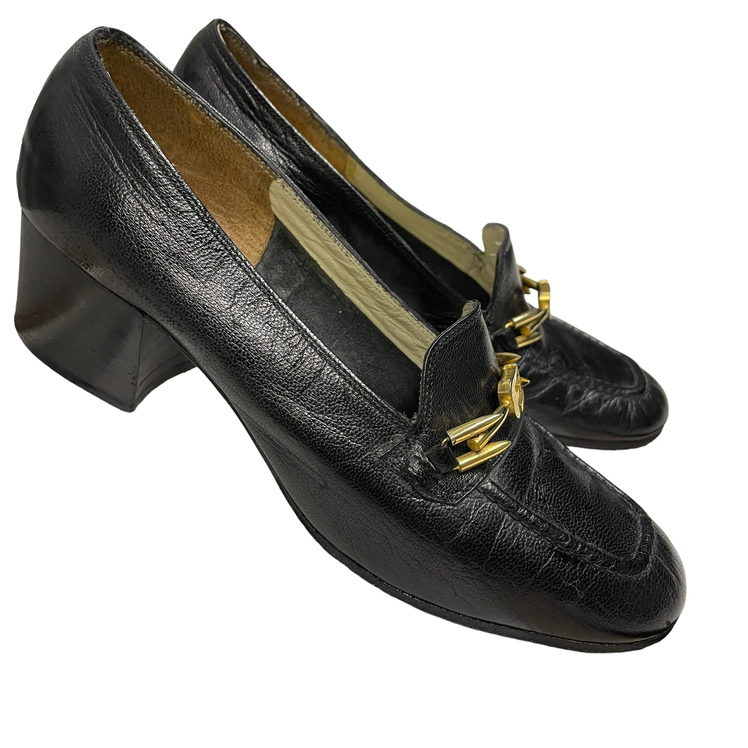 Vintage Ferragamo Leather Pumps in Black Made in Italy Size 5