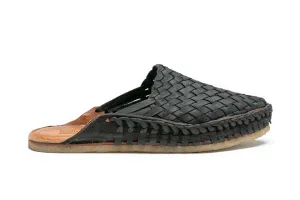 Woven City Slipper in Charcoal